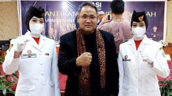 Kembar Winda-Windi Ramaikan Pengukuhan JMSI Jambi