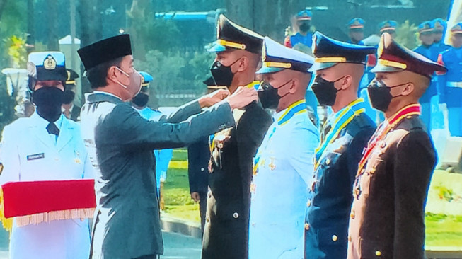 Peraih Adhi Makayasa Muluskah Karirnya di TNI dan Polri..?