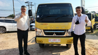 Konsumen Pertama Canter Beli 25 Unit, Mitsubishi Tetap Dipercaya Dunia Usaha