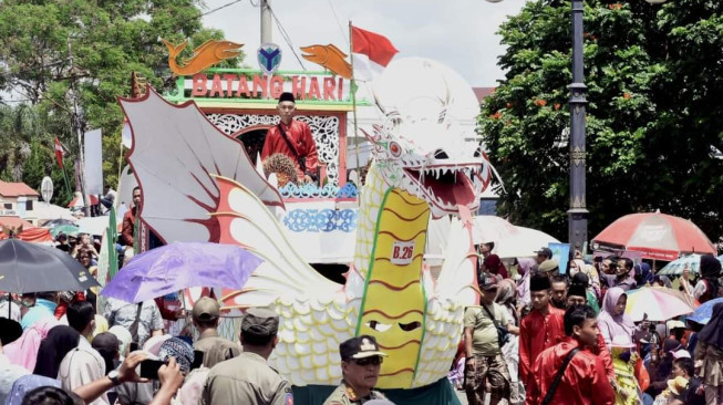 Batanghari Raih Juara 1 Pawai Pembangunan HUT 77 Kemerdekaaan Republik Indonesia