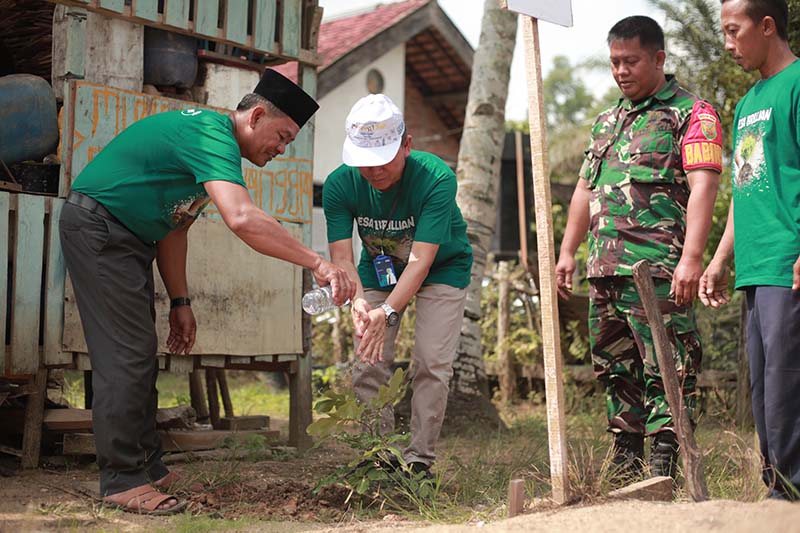 Program BRI Menanam di Desa Kuap