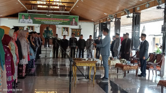 Lantik Ratusan Kepsek dan Pengawas Sekolah, Fadhil : Harus Bisa Bangun SDM dengan Konsisten dan Serius