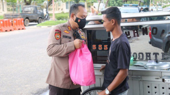 Polda Jambi Kembali Bagikan Ratusan Paket Sembako