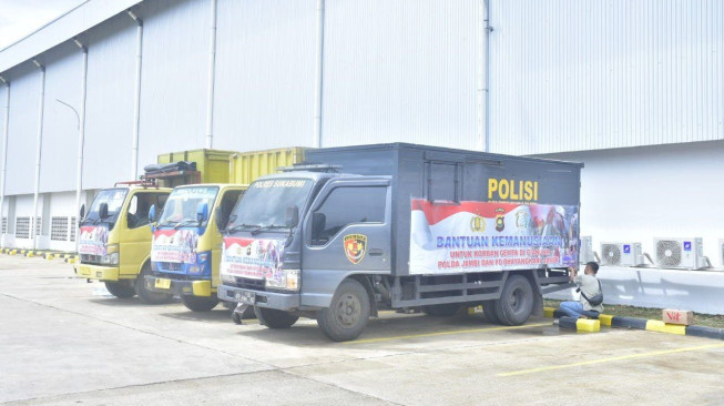 Polda Jambi Bantu Sembako dan Obat-Obatan untuk Korban Gempa Cianjur