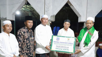 Hairan Hadiri Istighosah dan Pembacaan Manakib Haul Akbar ke-11 Syekh Samsudin Ahmad