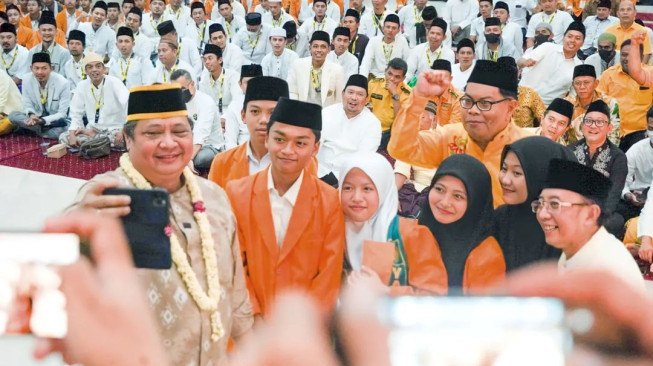 Muslim Terbesar, Airlangga Gaungkan Industri Halal, Ekonom Dorong Pemerintah Fokuskan Kebijakan