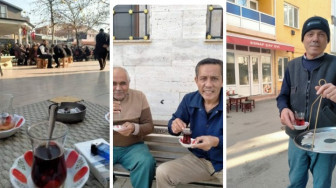 Cay Evi, Ngeteh Kebiasaan Warga Bursa, Turki.