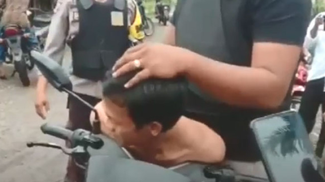 Anak Bunuh Ayah dan Ibu Kandung di Teluk Nilau, Alasannya Ngawur…