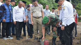 Danrem Gapu Dampingi Gubernur Canangkan Satu Juta Patok Gema Patas