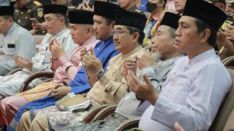 Anwar Sadat Hadiri Peringatan HUT 66 Provinsi Jambi