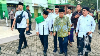 Al Haris Jalan Kaki Hadiri Peringatan 1 Abad Nahdlatul Ulama