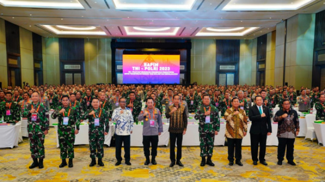 Danrem 042/Gapu Hadiri Rapim TNI-Polri, Ini Pesan Presiden Joko Widodo…