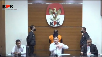 Modus Bupati Nonaktif Mamberamo Tengah Ricky Ham Pagawak "Merampok" Uang Pajak Rakyat itu....