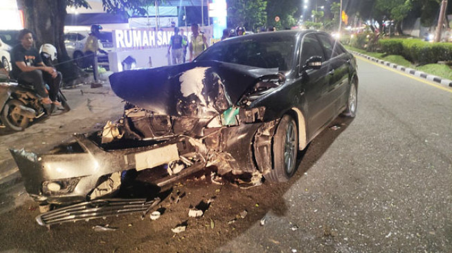 Mobil Setwan DPRD Kecelakaan, Dibawa Staf Tanpa Izin