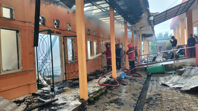 Gedung SLB Kebakaran, 8 Ruangan Ludes