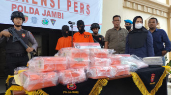 Polisi Ringkus Dua Kurir Bawa Narkoba Senilai 20 Miliar Rupiah