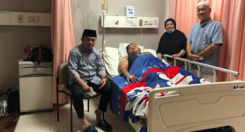 Al Haris Jenguk Wartawan Korban Pembacokan