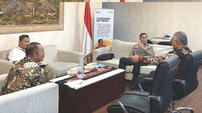 Cari Solusi Penanganan Angkutan Batu Bara, Kapolda Jambi Temui Deputi I Kepala Staf Kepresidenan