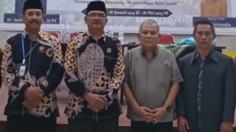 Samardan Harahap Kembali Dipercaya Menjadi Ketua PD Muhammadiyah Kota Jambi Periode 2022 - 2027.