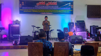 "Ojo Dibandingke" Lagu Al Haris Saat Bertemu Forum Ketua RT Simpang IV Sipin