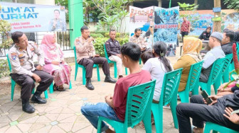 Warga Paal Merah Curhat ke Polisi, Ada yang Tanya Soal Tilang Elektronik