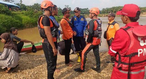 Bocah 10 Tahun Hanyut di Sungai Batang Tembesi