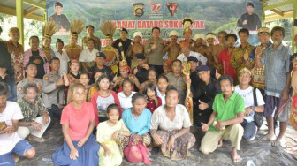 Suku Dayak dan Suku Anak Dalam Bertemu, Mempererat Persaudaraan dan Saling Berbagi