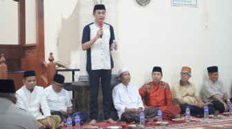 Safari Ramadhan ke Desa Parit, Pj Bupati Muarojambi Janjikan Perbaikan Jalan