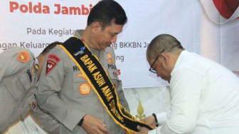 Polda dan BKKBN Jambi Teken Naskah Kerja Sama, Kapolda Jambi Resmi Jadi Bapak Asuh Anak Stunting