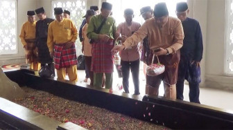 Pengurus LAM Jambi Ziarah Makam Rang Kayo Hitam, Peletak Dasar Adat Bersendi Syarak