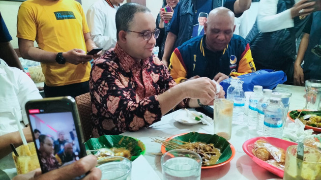 Anies Nongrong di Sate Edi, Kota Jambi, Ketua Nasdem Provinsi Jambi Tidak Hadir..?