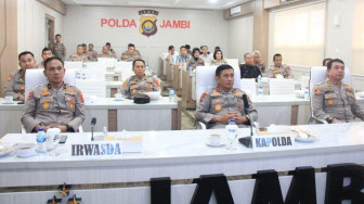 Kapolda Jambi Ikuti Upacara Pembinaan Tradisi Hari Bhayangkara
