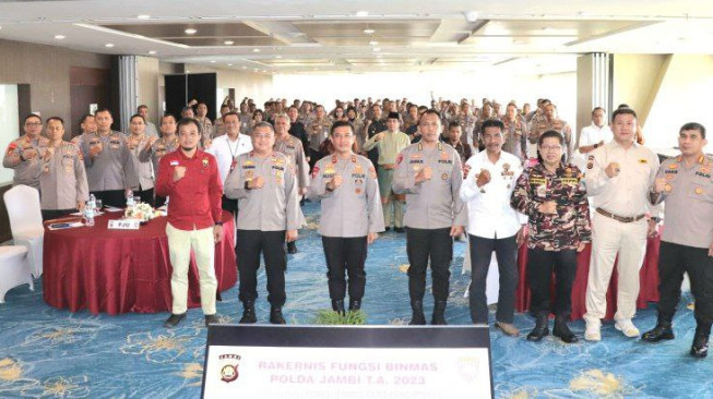 Kapolda Jambi Apresiasi Para Bhabinkamtibmas, Ini Pesannya…