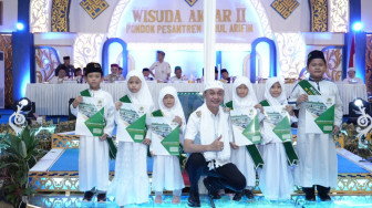 Wisuda Akbar Pondok Pesantren Darul Arifin Dihadir Gubernur dan Pj Bupati Muaro Jambi