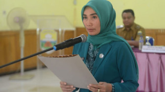 Faradillah Zahara Lantik Ketua TP PKK dan Bunda PAUD Marosebo dan Taman Rajo