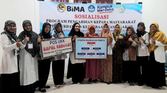 Puluhan Pekerja Batik di Kota Jambi Diserang Gangguan Musculoskeletal Disoldes (MSDs), STIKes Baiturrahim Beri Penyuluhan.