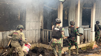 Teroris Papua Bakar Perumahan Nakes di Distrik Ilaga