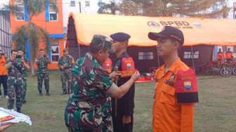 Danrem Garuda Putih Lepas Personel Pos Terpadu Satgas Karhutla