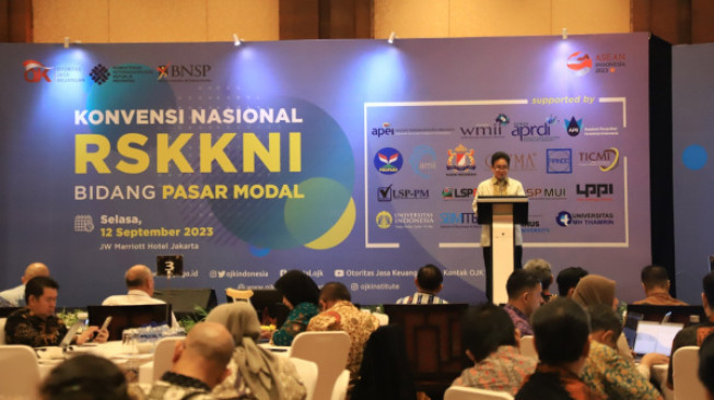 Tingkatkan Kualitas SDM Pasar Modal, OJK Susun Rancangan Standar Kompetensi Kerja Nasional Indonesia