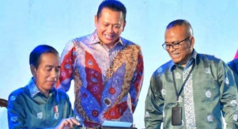 Memang Hebat PWI itu, Kongres Saja Dibuka Oleh Presiden, Atal Depari : Presiden Jokowi Meluangkan Waktu  Membahagiakan Insan Pers.