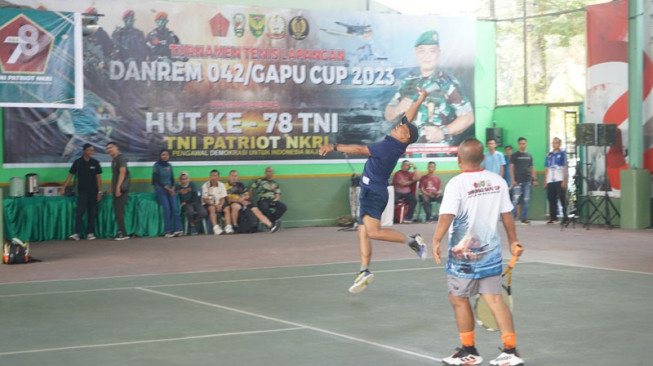 Kejuaraan Tenis Lapangan dan Bulutangkis Meriahkan HUT 78 TNI