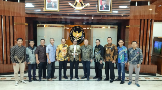 Pengurus Pusat IJTI Sampaikan Gagasan Jurnalisme Positif Kepada Menkopolhukam, Ada Apa Gerangan..?