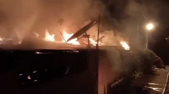 Tiga Rumah di Pasir Putih Terbakar, Seorang Kakek Meninggal Dunia