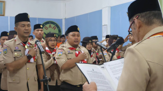 Satria Budhi Kukuhkan Saka SAR Kwarda Jambi