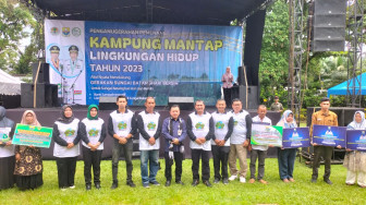 Gubernur Jambi Al Haris Apresiasi  Kampung Mantap Lingkungan, Aksi Nyata Mendukung Gerakan Sungai Batanghari Bersih.