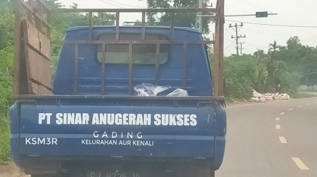 Desak Kembalikan Mobil Sampah PT SAS, Warga: Kami Bukan Orang Munafik !!!