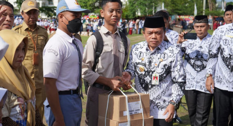 Al Haris: Pengabdian Para Guru Tak Bisa Dinilai dengan Apapun