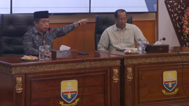 Al Haris Rapat Bersama Para Sopir Batu Bara, Jalan Nasional Tetap Dilarang