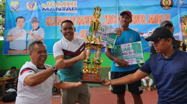Polda Jambi Borong Medali Kejuaraan Nasional Tenis Gubernur Jambi III se-Sumatra 2024