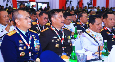 Kapolda Jambi Hadiri Penganugerahan Pangkat Istimewa Jenderal Kehormatan kepada Prabowo Subianto